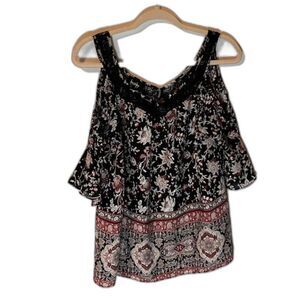 By&By Blouse S Black Floral Open Shoulder Crochet Trim Bohochic Romantic Casual